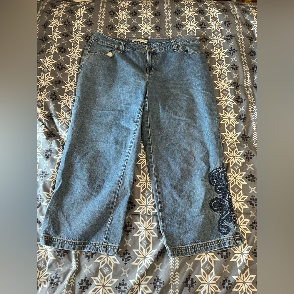 Tommy Hilfiger Blue Denim Capris with Blue Embroidery